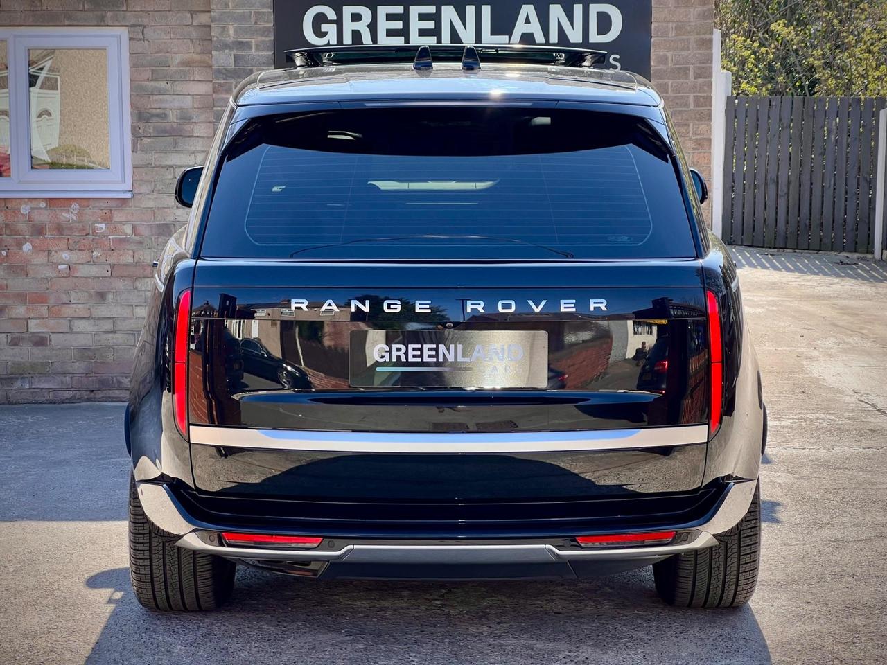 Used 2025 Land Rover Range Rover for sale in Sheffield