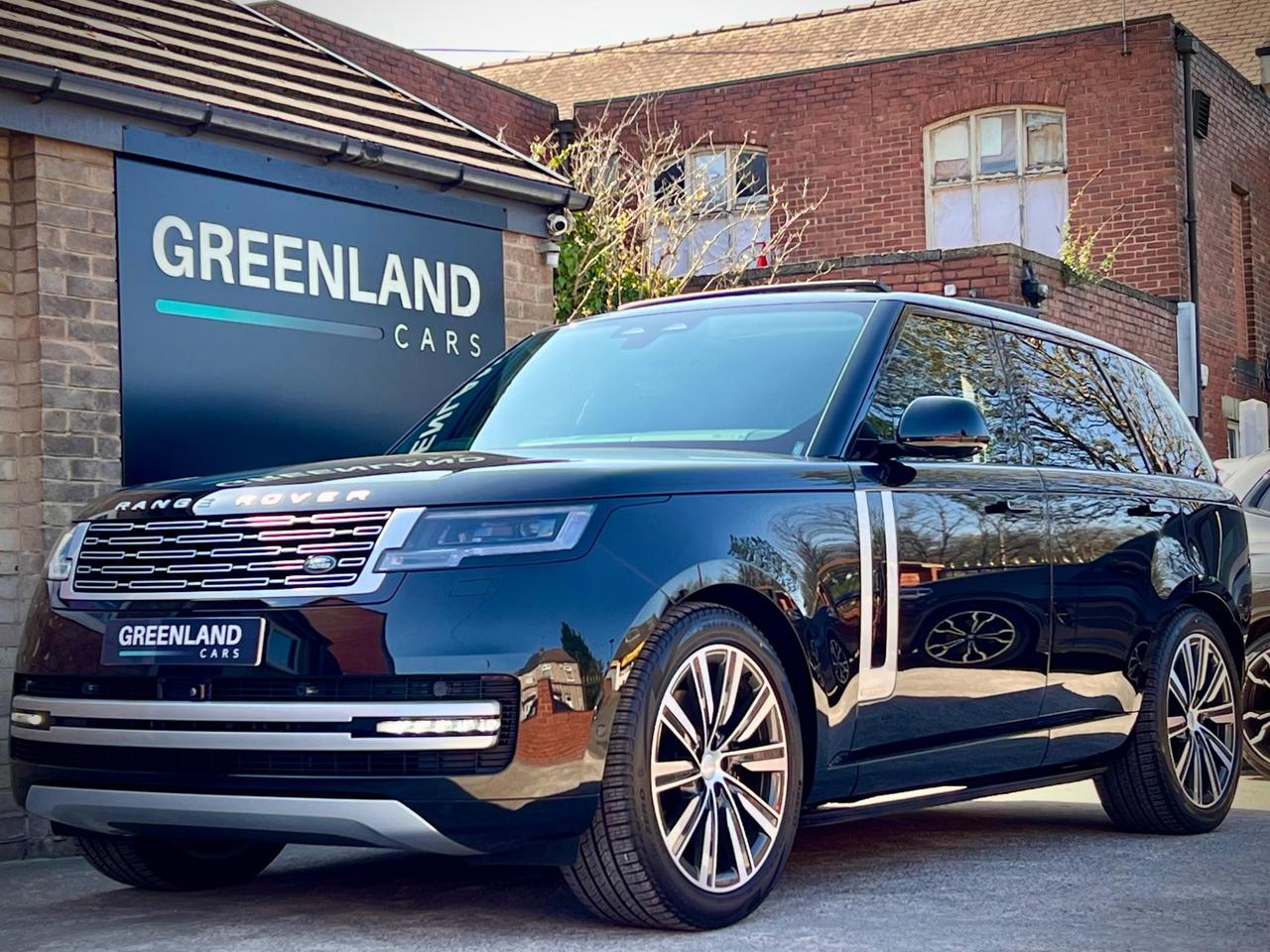 Used 2025 Land Rover Range Rover for sale in Sheffield