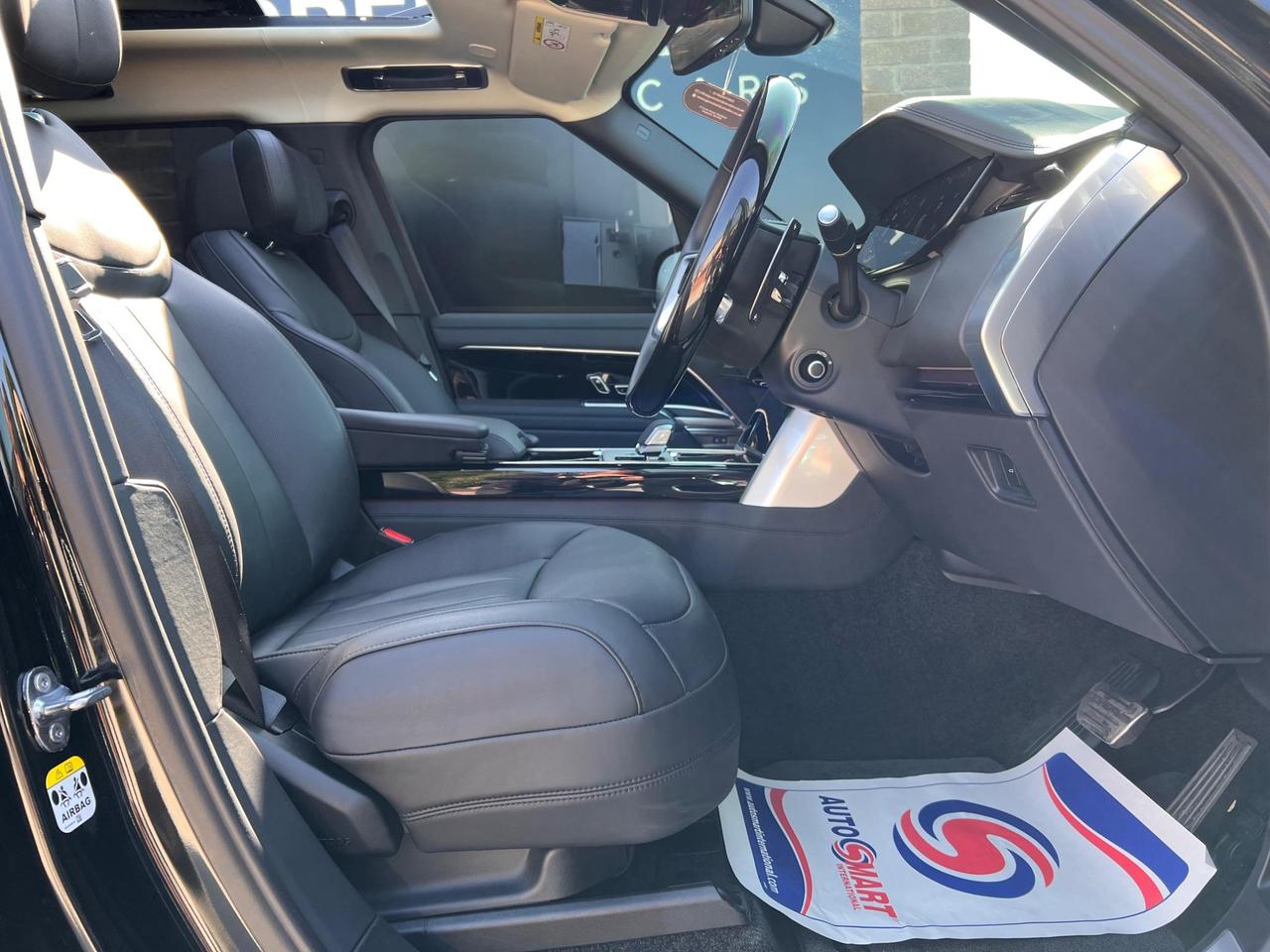 Used 2025 Land Rover Range Rover for sale in Sheffield