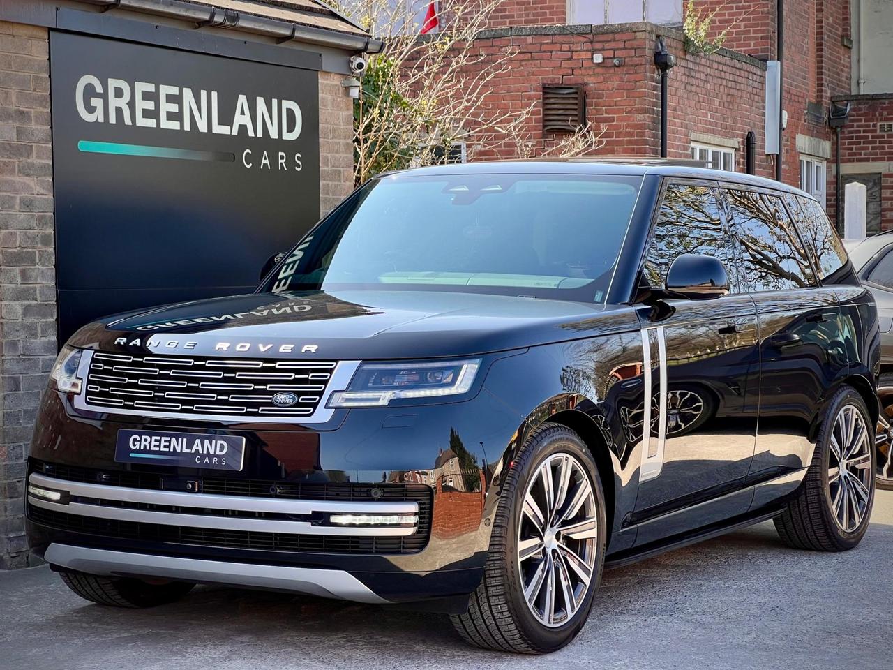 Used 2025 Land Rover Range Rover for sale in Sheffield
