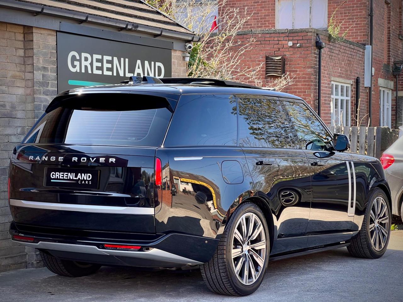 Used 2025 Land Rover Range Rover for sale in Sheffield