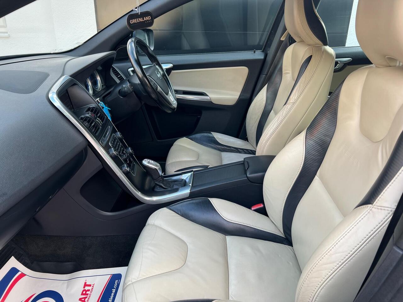Used 2013 Volvo XC60 for sale in Sheffield