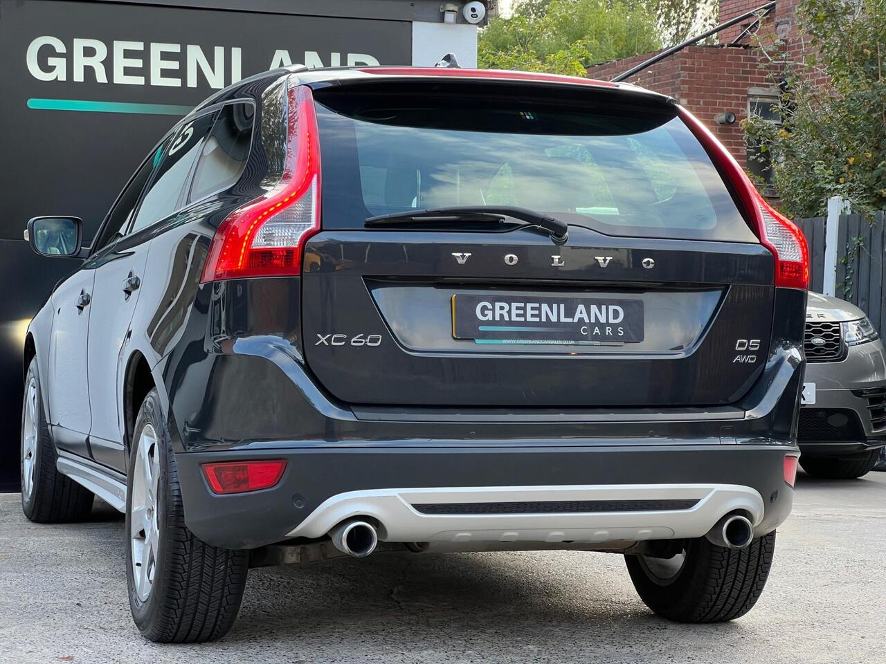 Used 2013 Volvo XC60 for sale in Sheffield