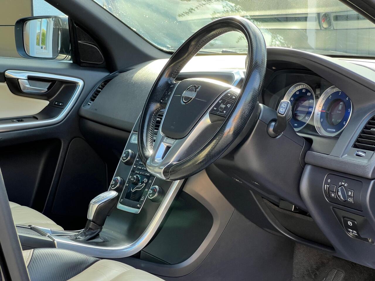 Used 2013 Volvo XC60 for sale in Sheffield