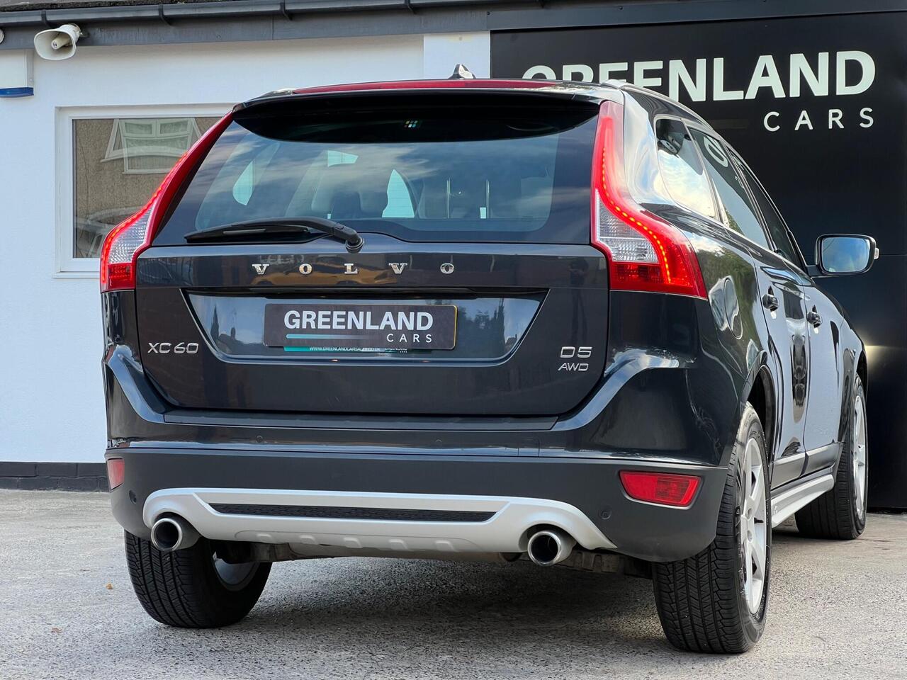 Used 2013 Volvo XC60 for sale in Sheffield