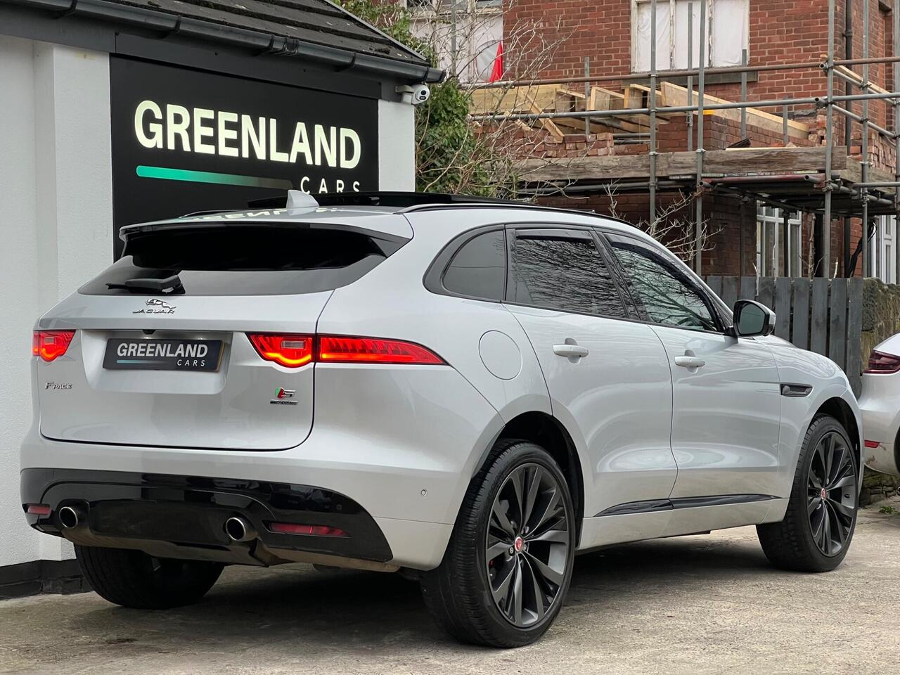 Used 2017 Jaguar F-PACE for sale in Sheffield