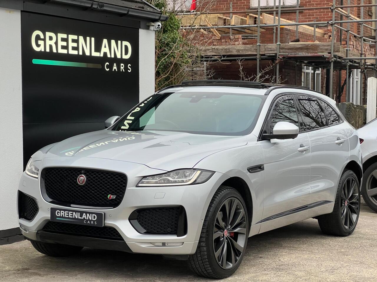 Used 2017 Jaguar F-PACE for sale in Sheffield