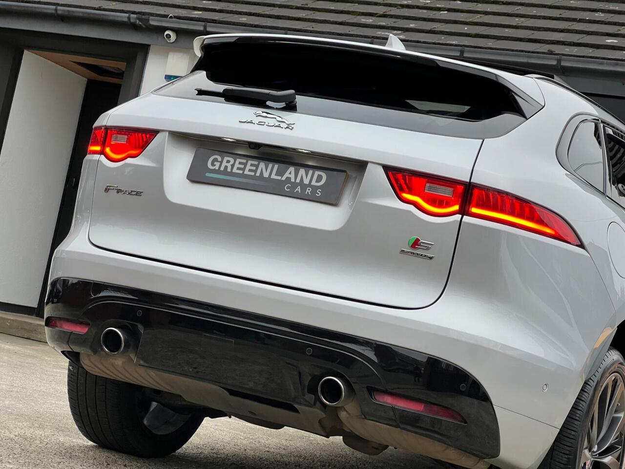 Used 2017 Jaguar F-PACE for sale in Sheffield