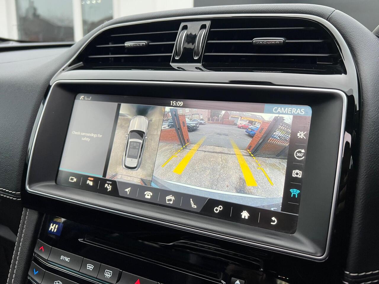 Used 2017 Jaguar F-PACE for sale in Sheffield