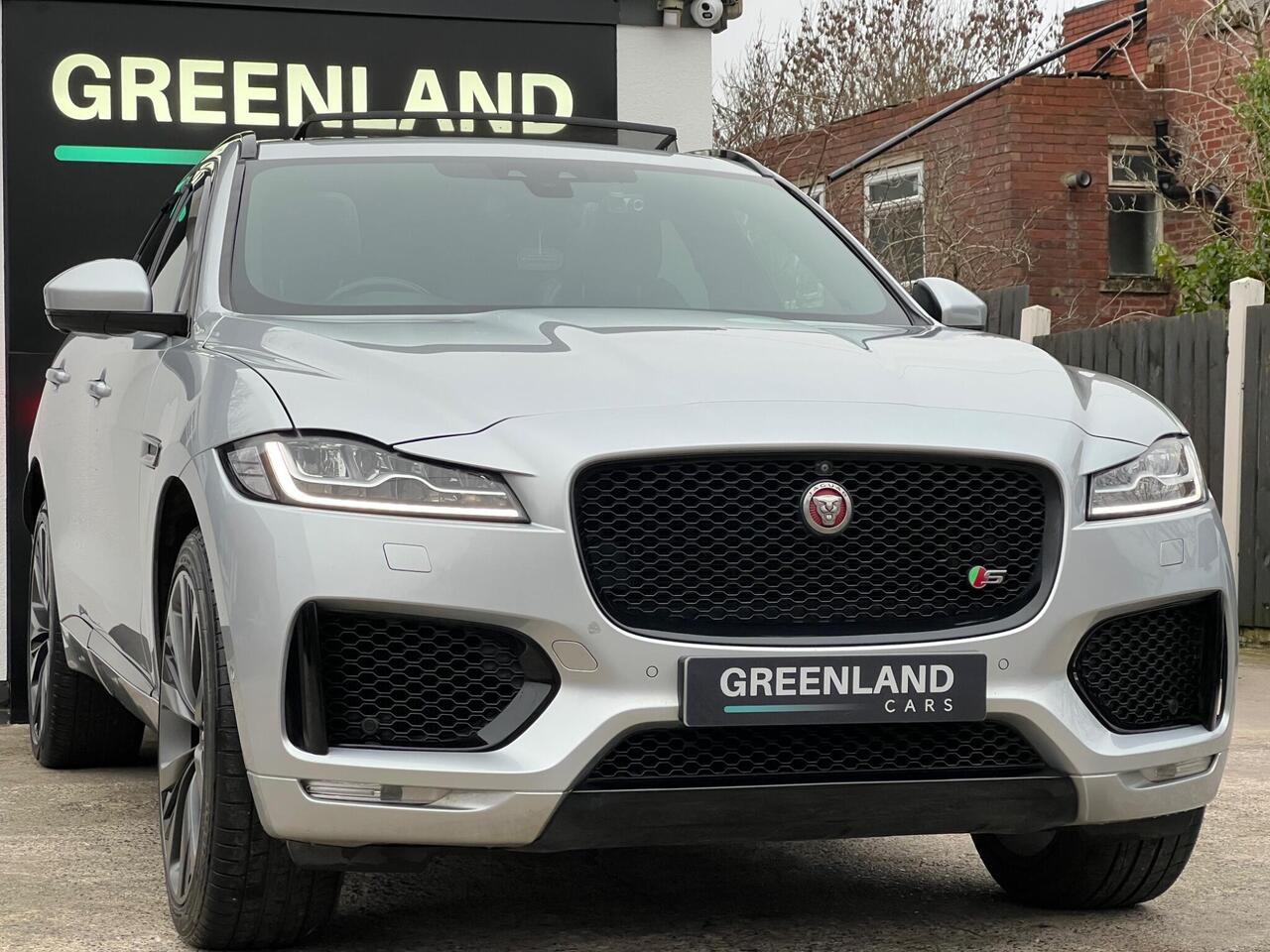 Used 2017 Jaguar F-PACE for sale in Sheffield