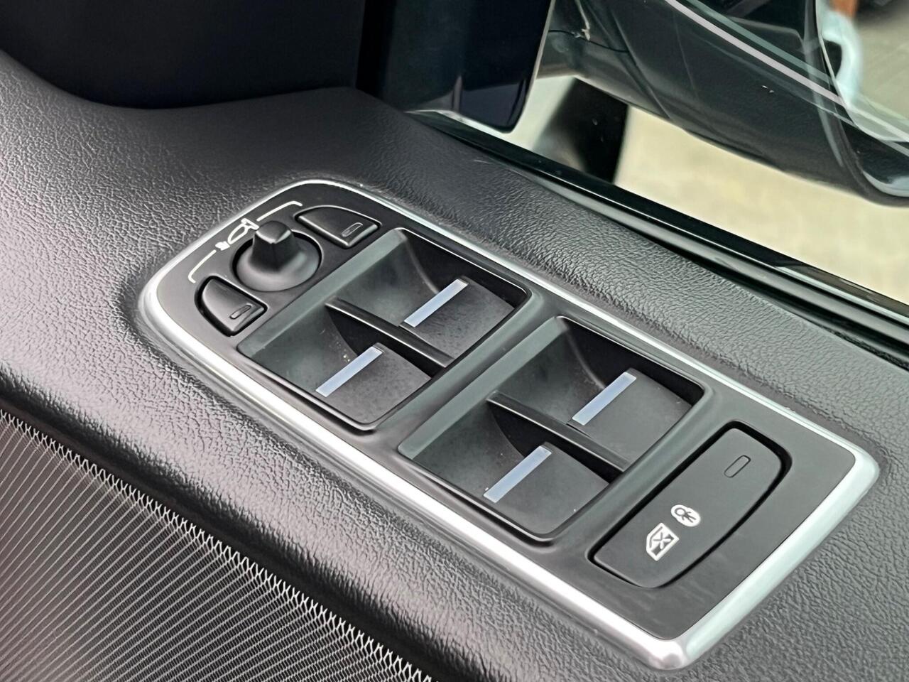 Used 2017 Jaguar F-PACE for sale in Sheffield