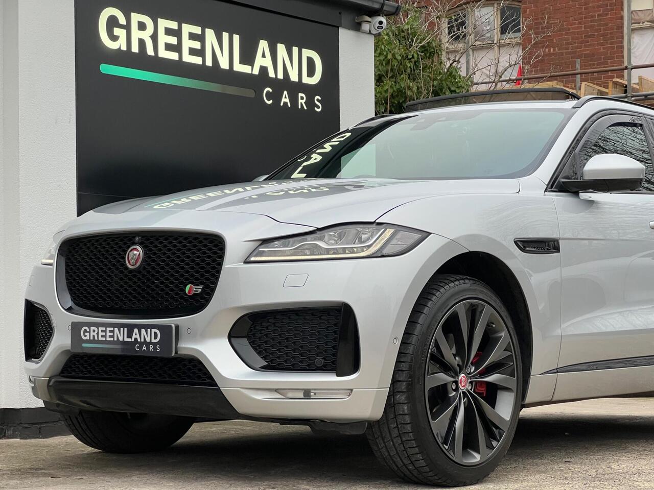 Used 2017 Jaguar F-PACE for sale in Sheffield
