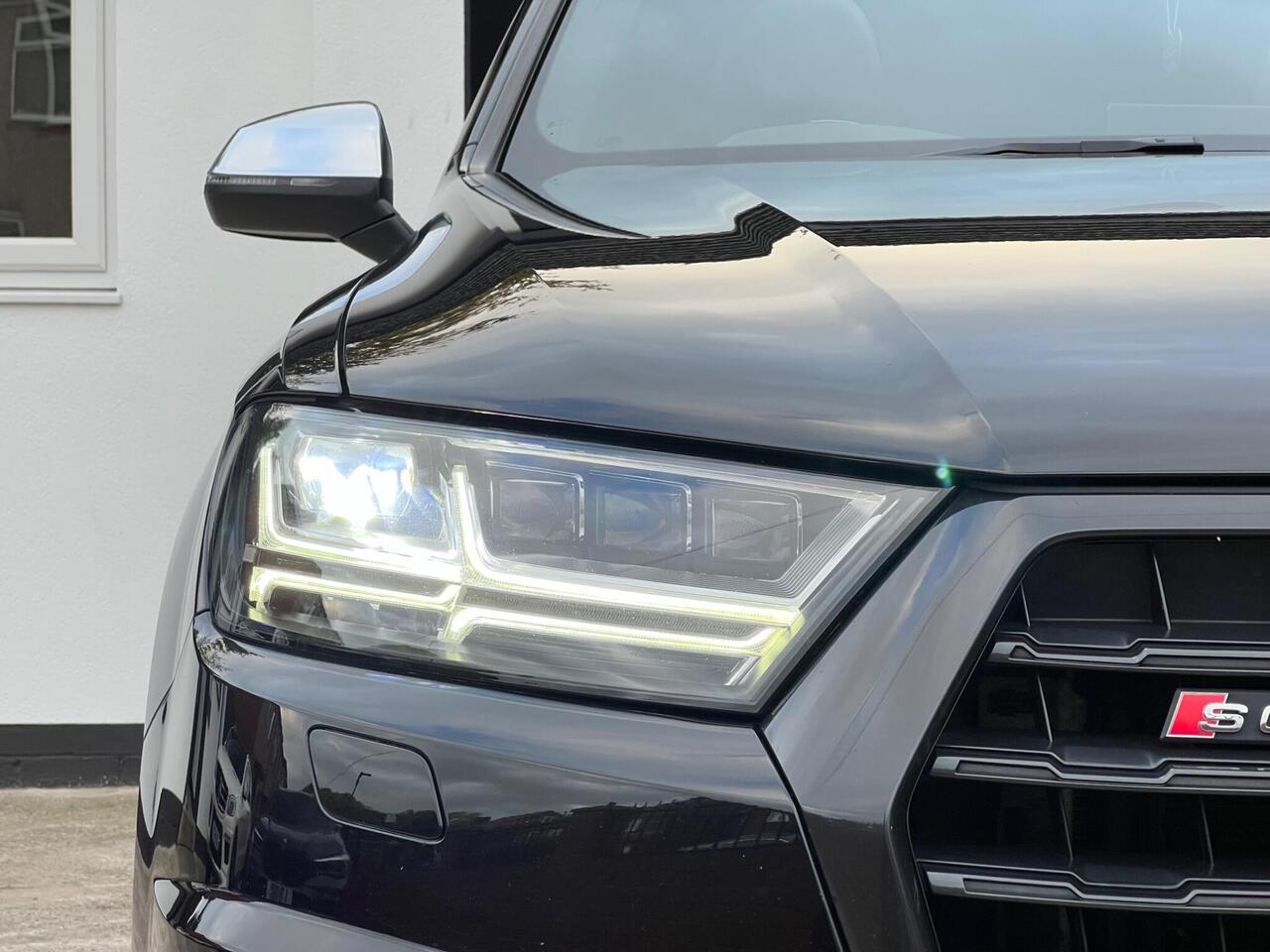 Used 2017 Audi SQ7 for sale in Sheffield