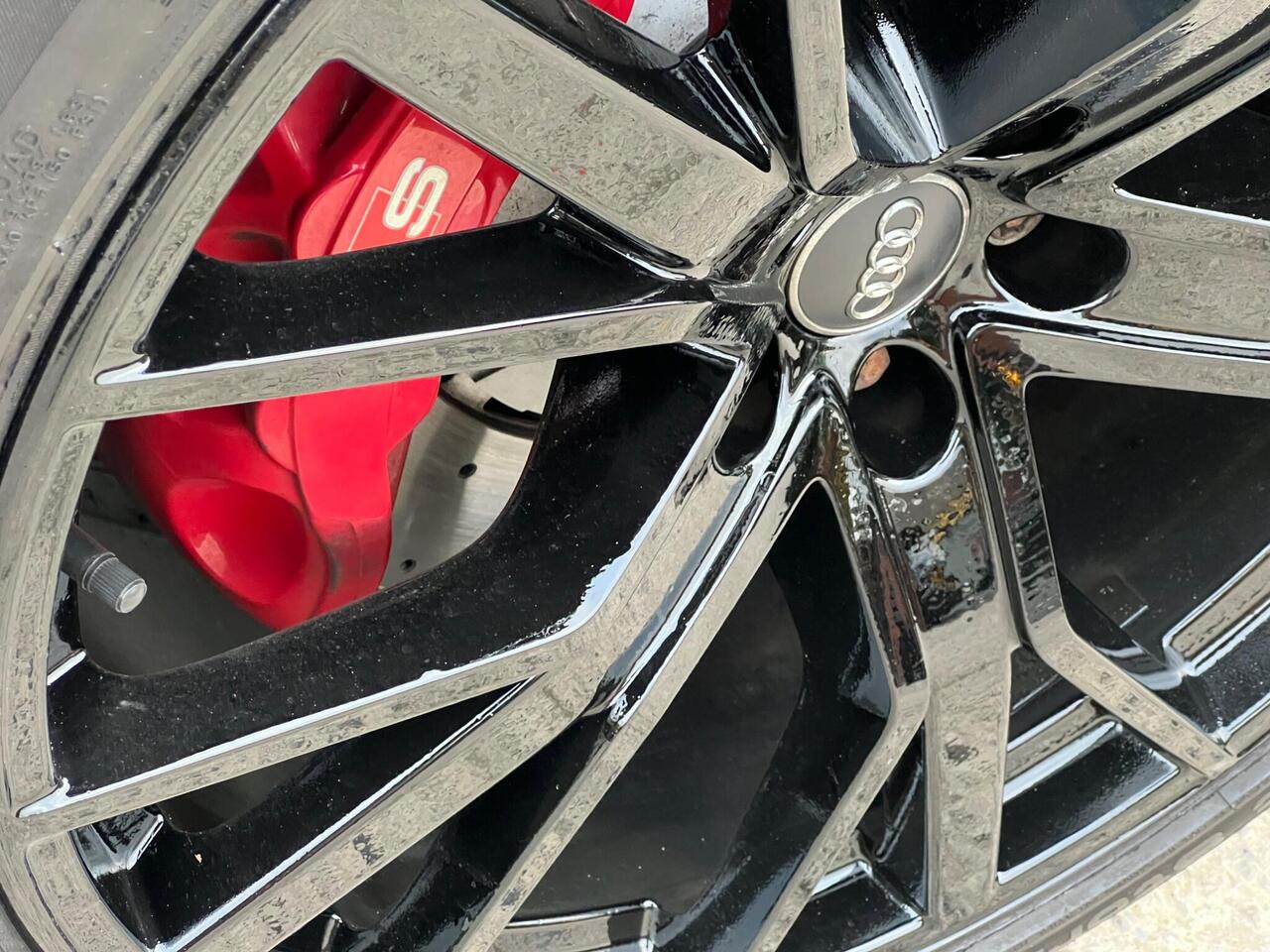 Used 2017 Audi SQ7 for sale in Sheffield