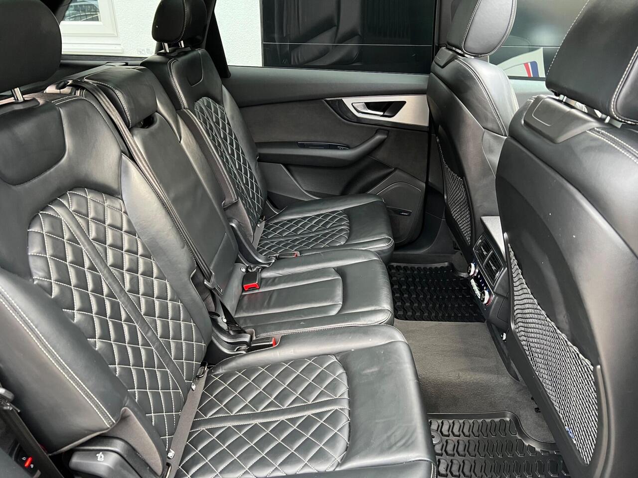 Used 2017 Audi SQ7 for sale in Sheffield