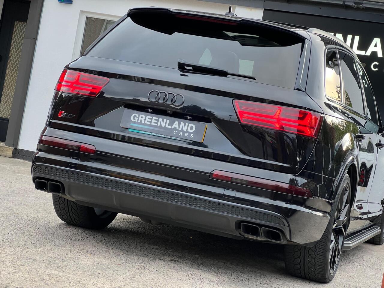 Used 2017 Audi SQ7 for sale in Sheffield