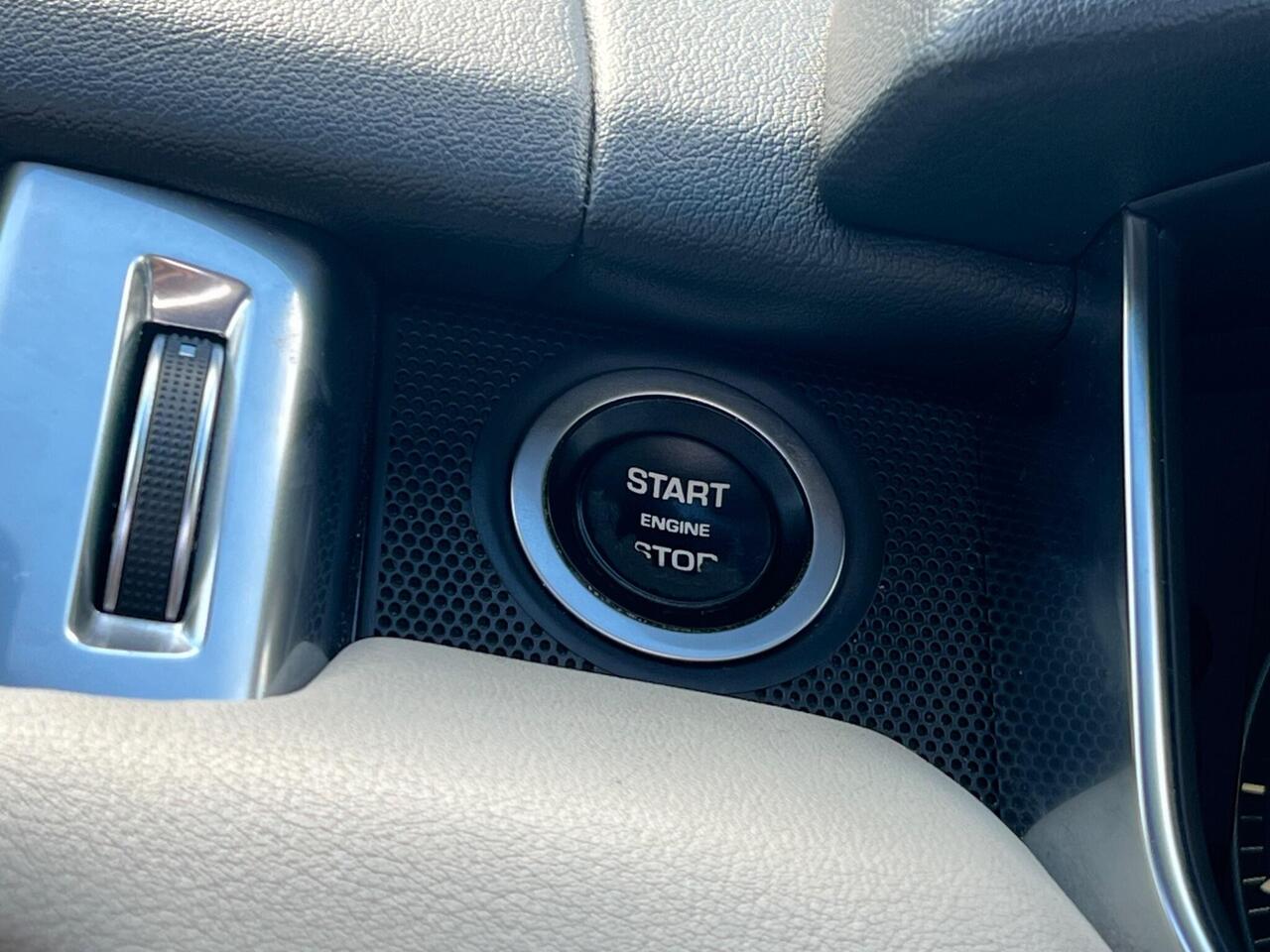 Used 2015 Land Rover Range Rover Sport for sale in Sheffield