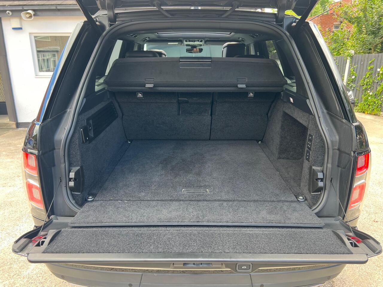 Used 2019 Land Rover Range Rover for sale in Sheffield