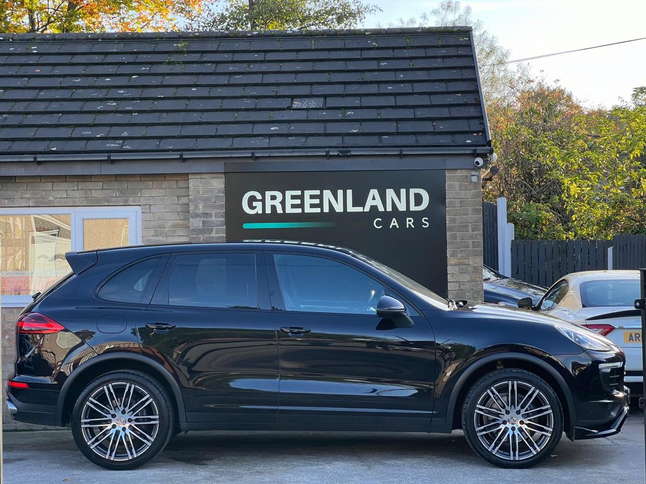 Used 2015 Porsche Cayenne for sale in Sheffield