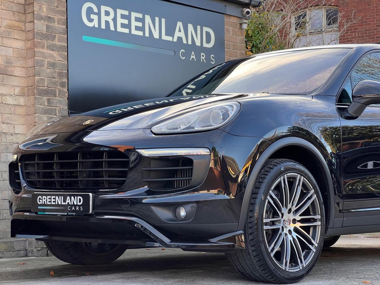 Used 2015 Porsche Cayenne for sale in Sheffield