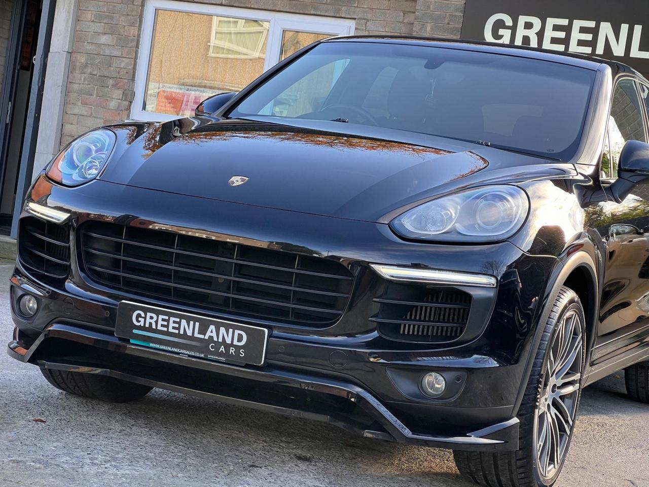 Used 2015 Porsche Cayenne for sale in Sheffield