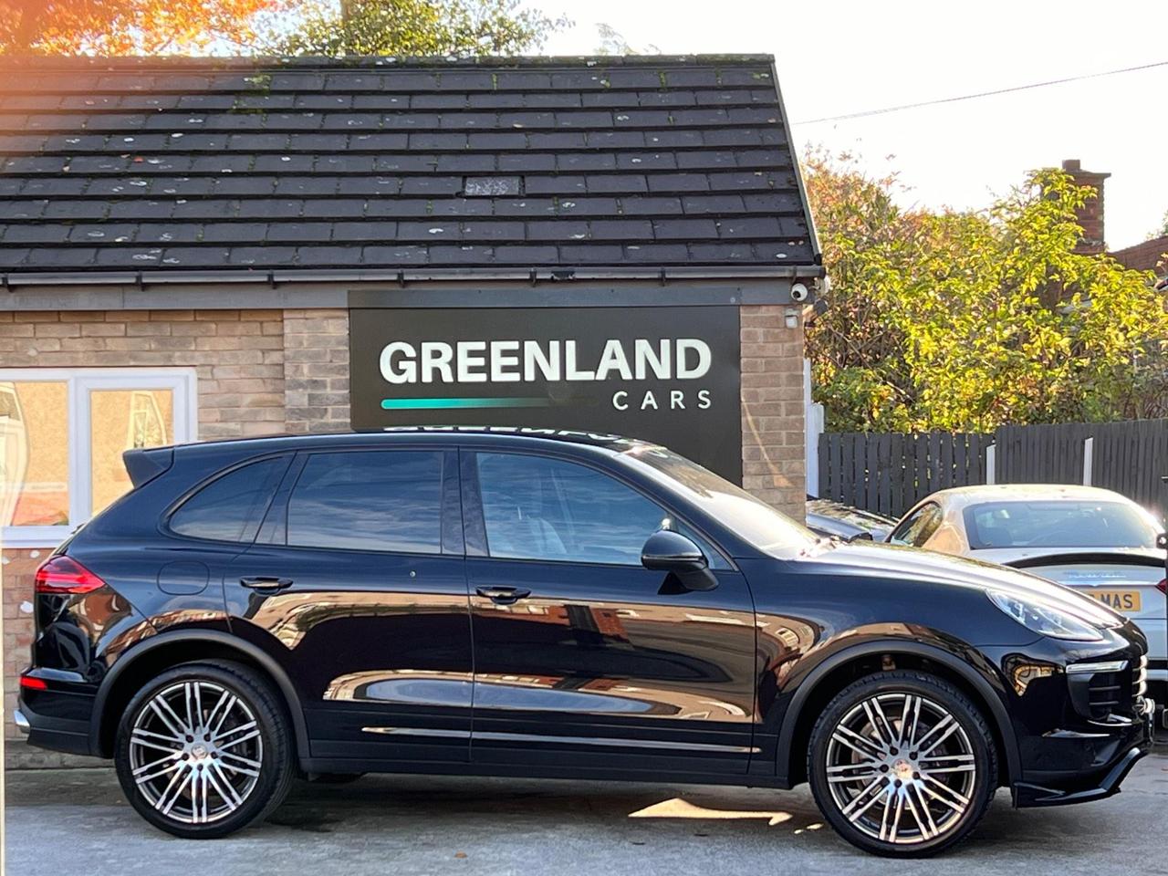 Used 2015 Porsche Cayenne for sale in Sheffield