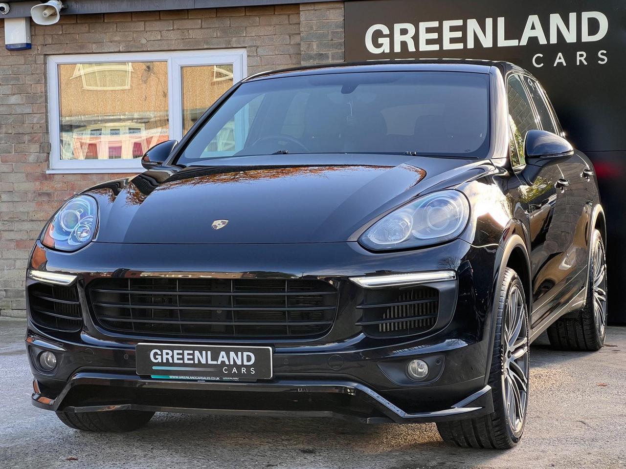 Used 2015 Porsche Cayenne for sale in Sheffield