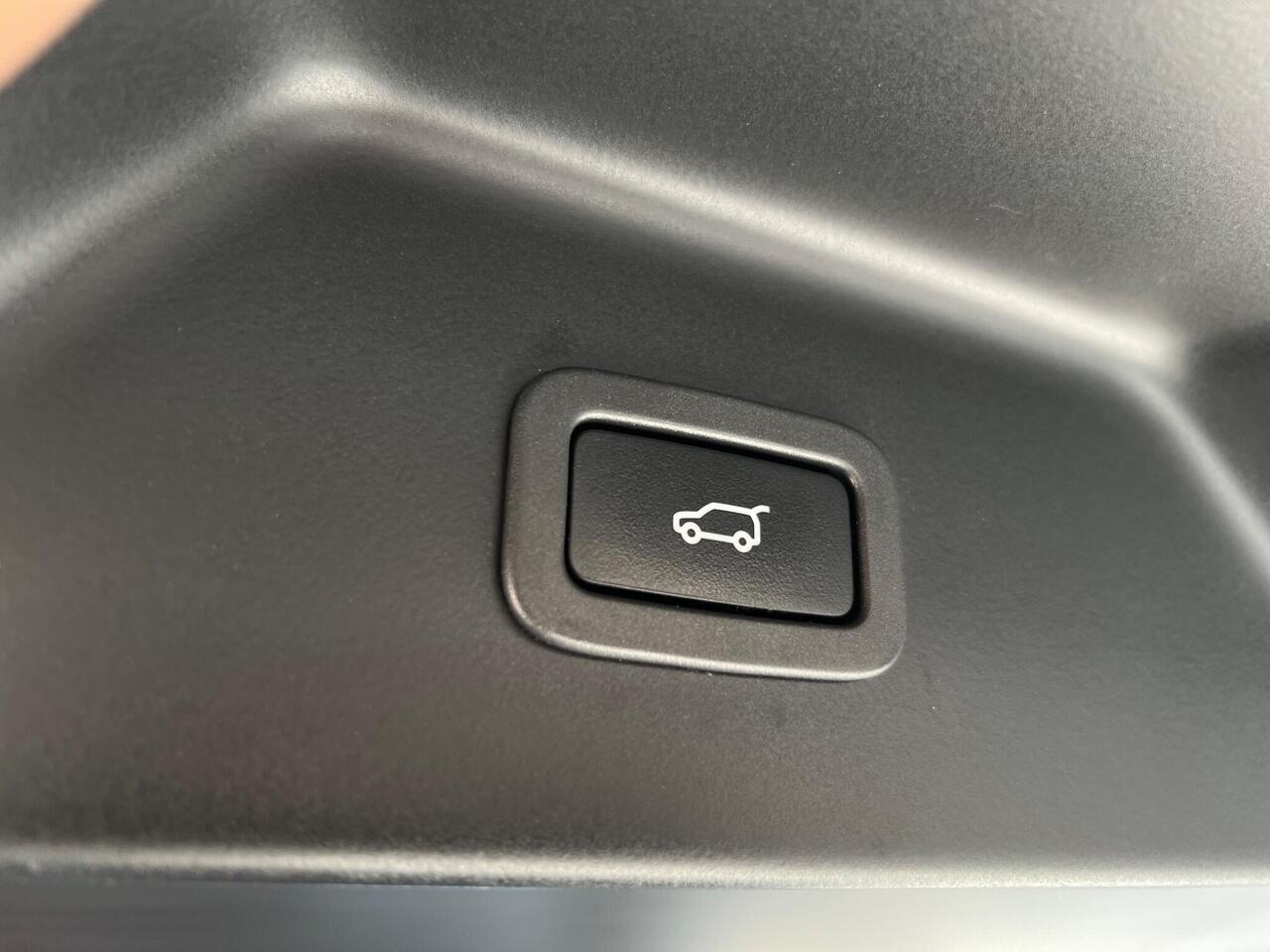 Used 2019 Land Rover Range Rover for sale in Sheffield