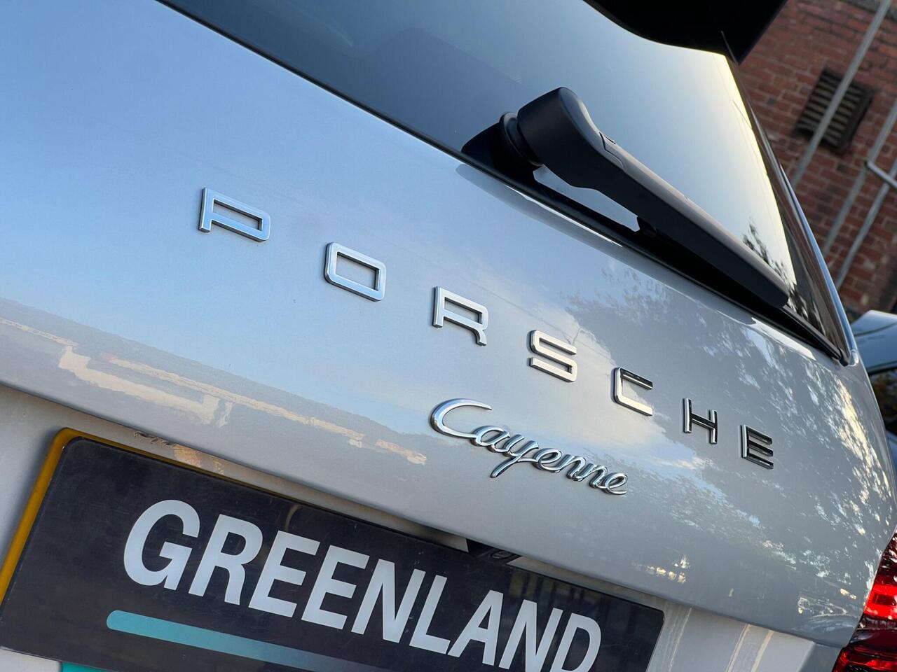 Used 2015 Porsche Cayenne for sale in Sheffield