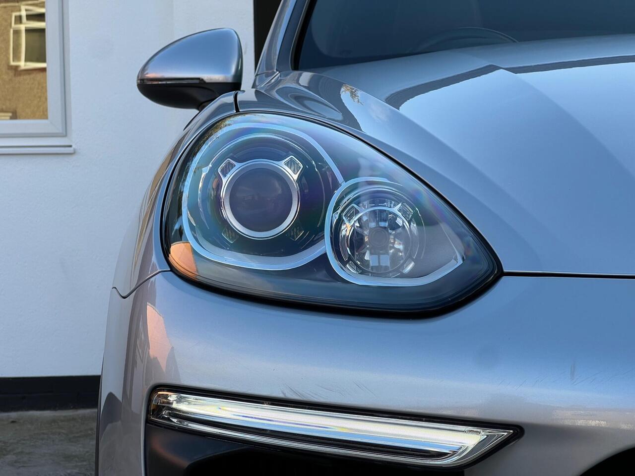 Used 2015 Porsche Cayenne for sale in Sheffield
