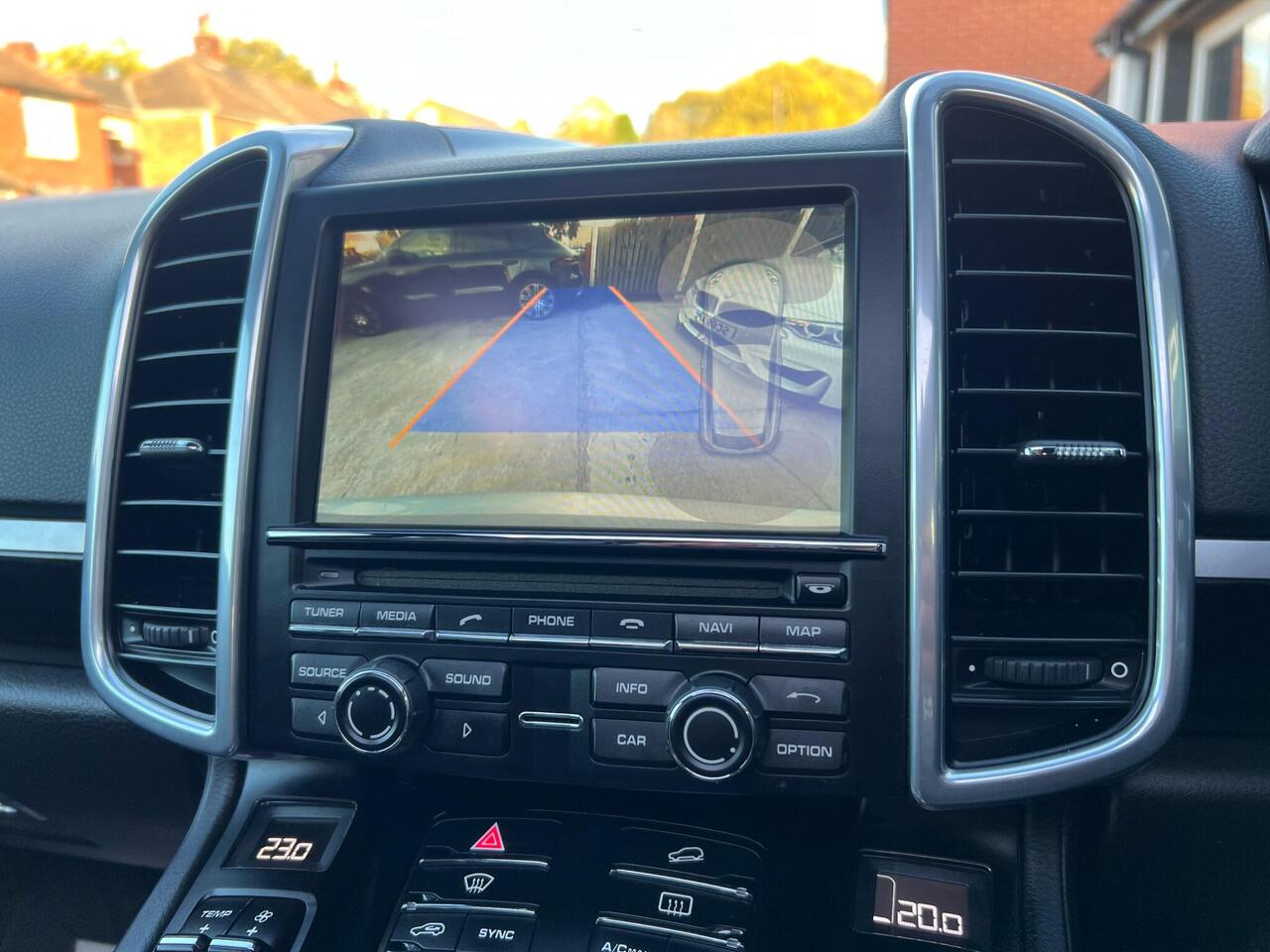 Used 2015 Porsche Cayenne for sale in Sheffield