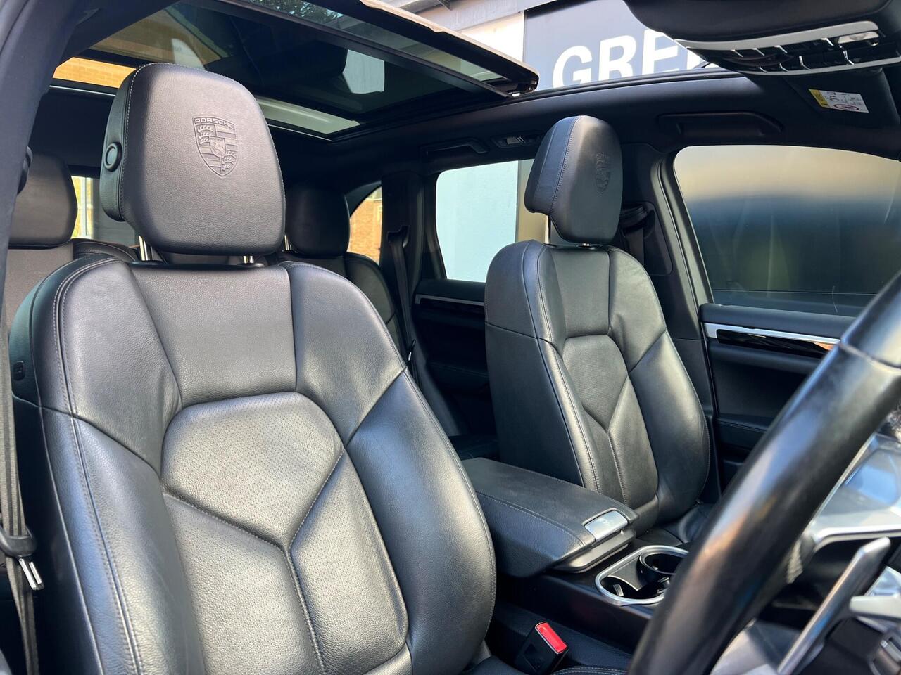 Used 2015 Porsche Cayenne for sale in Sheffield