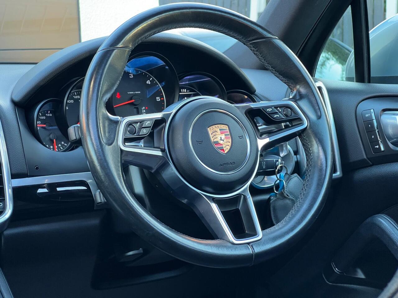 Used 2015 Porsche Cayenne for sale in Sheffield