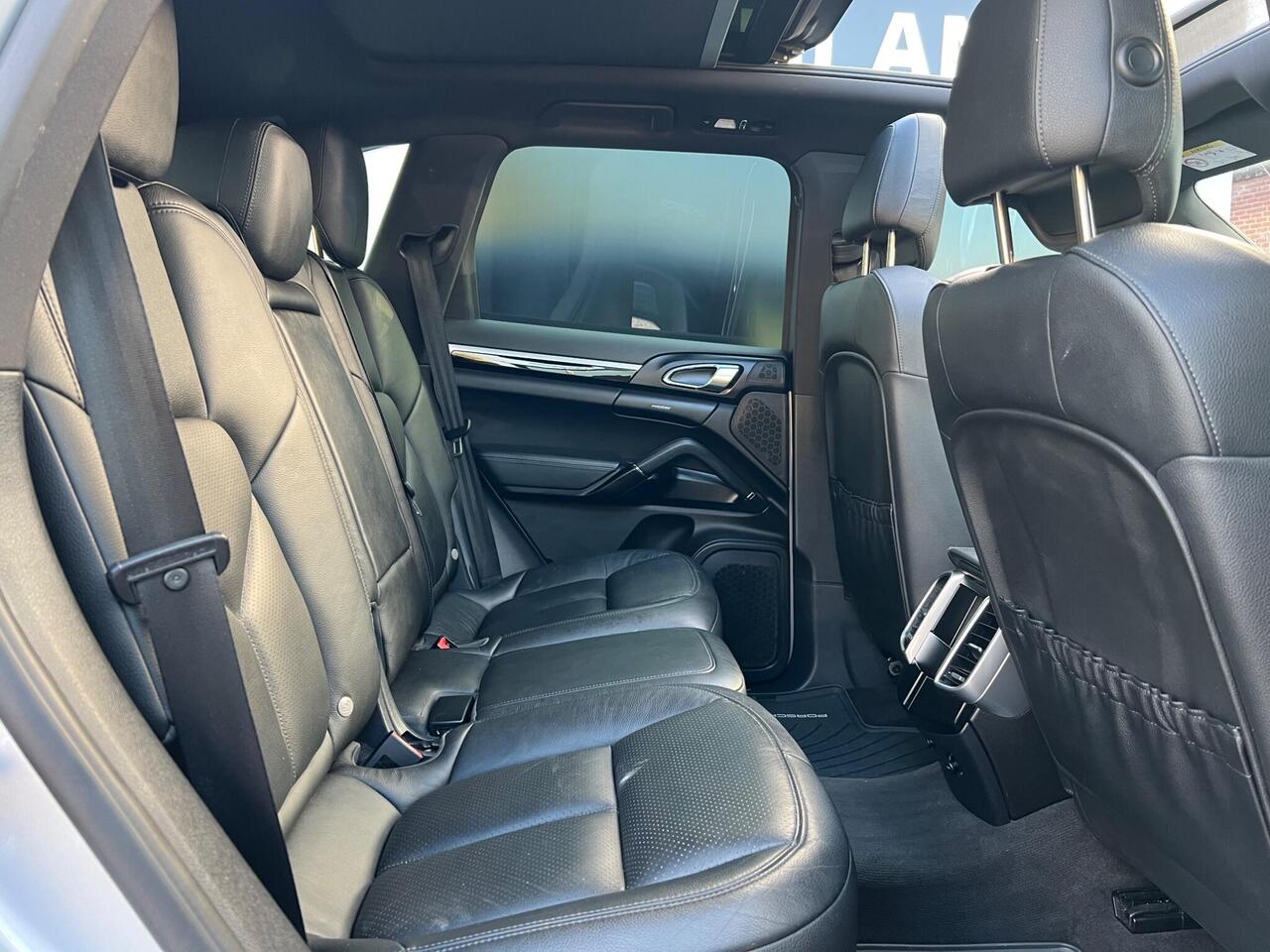 Used 2015 Porsche Cayenne for sale in Sheffield