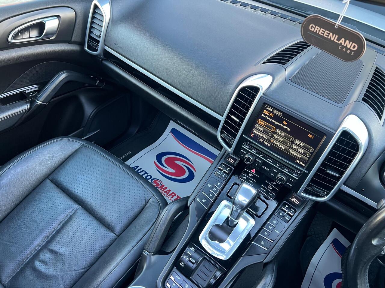 Used 2015 Porsche Cayenne for sale in Sheffield