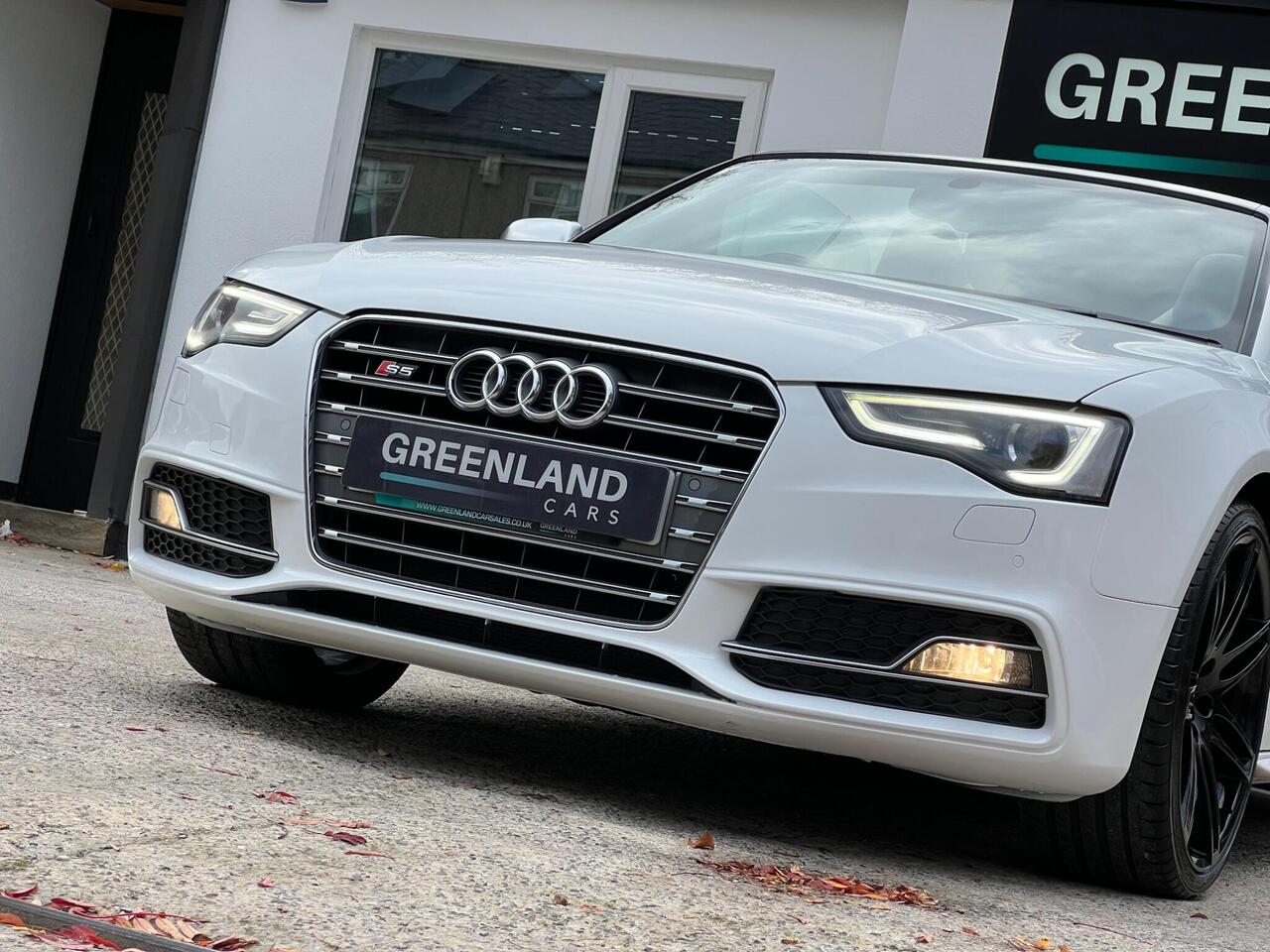 Used 2012 Audi S5 for sale in Sheffield