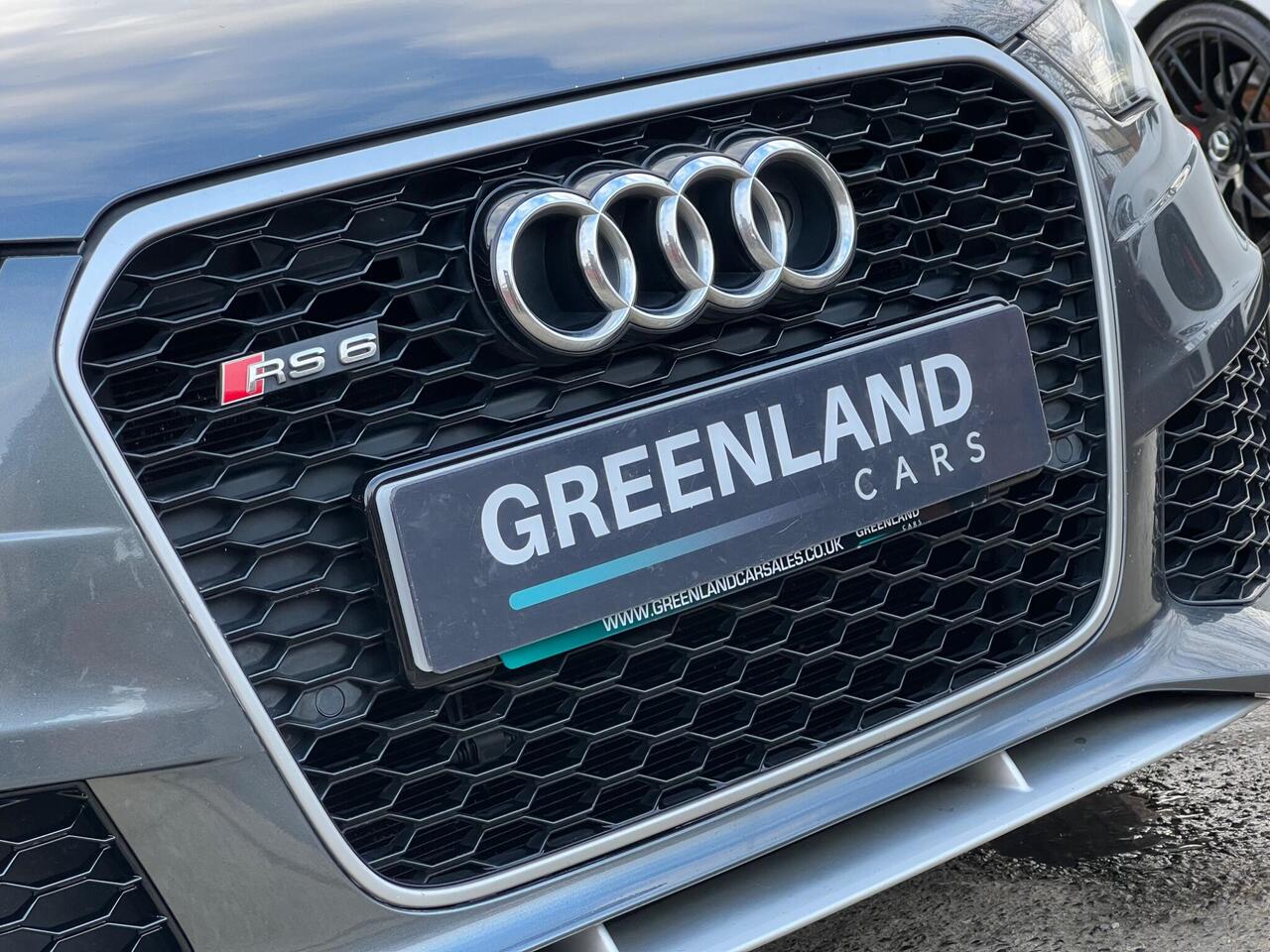 Used 2014 Audi RS6 Avant for sale in Sheffield