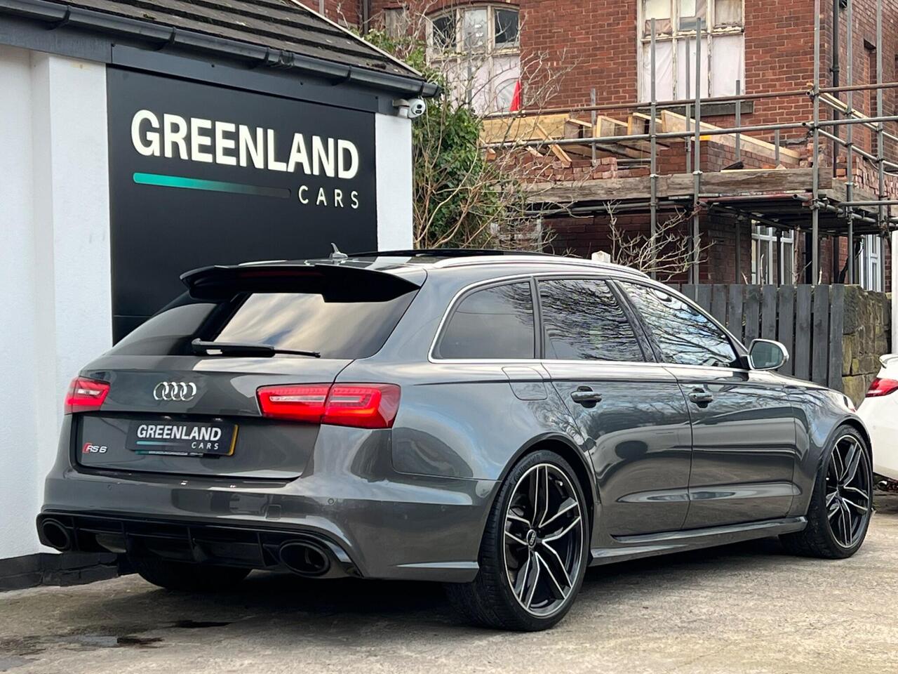 Used 2014 Audi RS6 Avant for sale in Sheffield