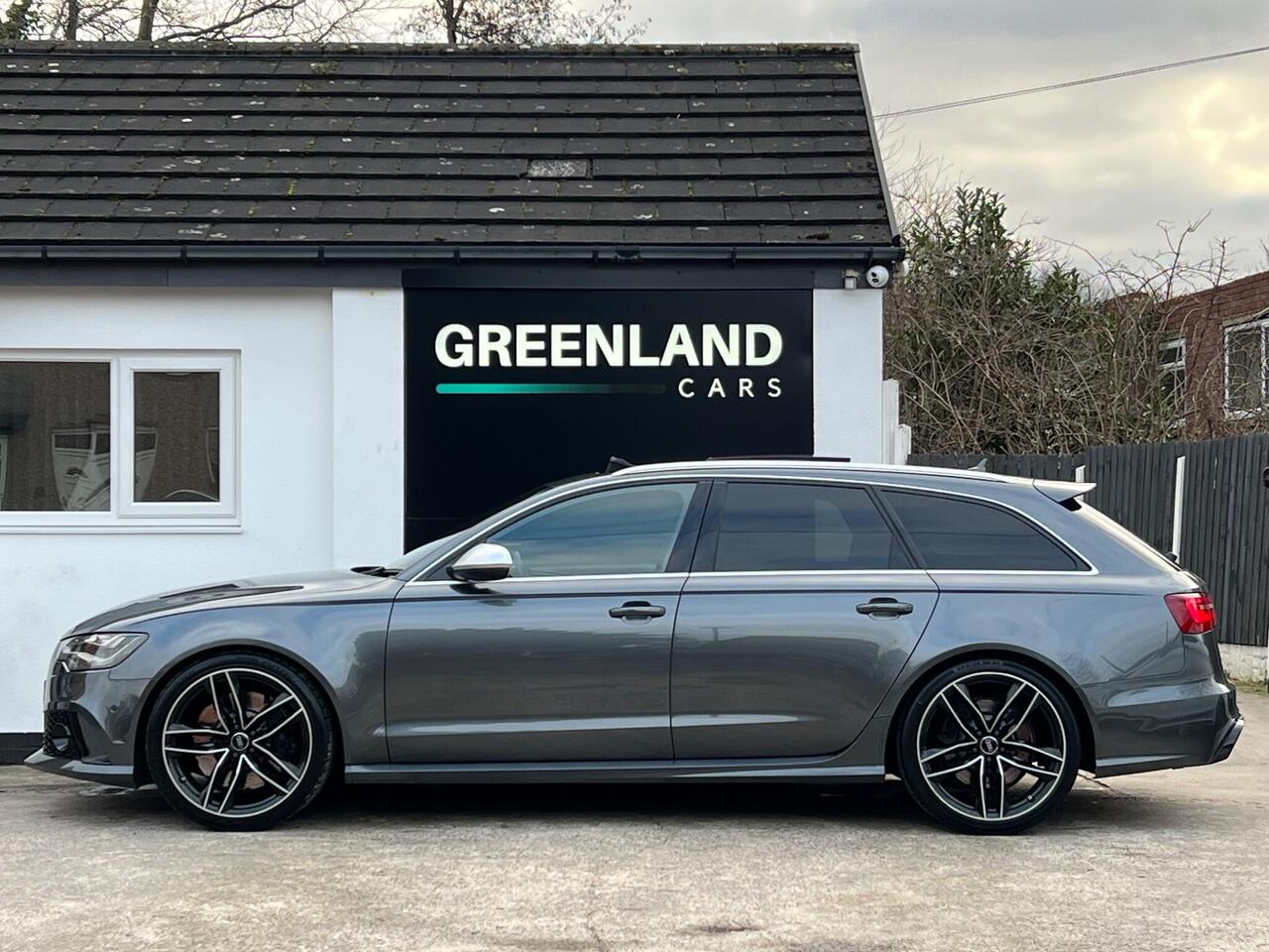 Used 2014 Audi RS6 Avant for sale in Sheffield