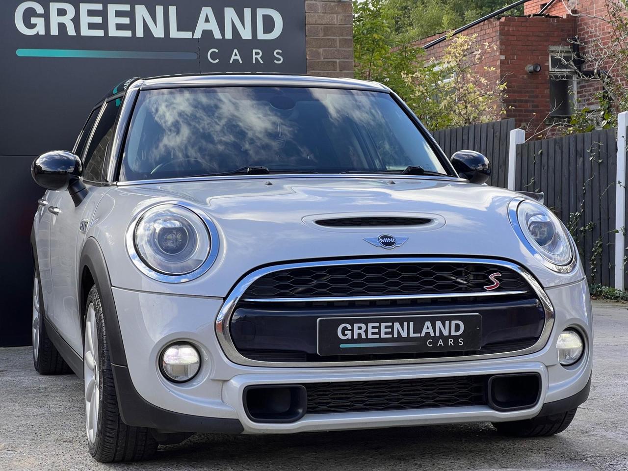 Used 2016 MINI Hatch for sale in Sheffield