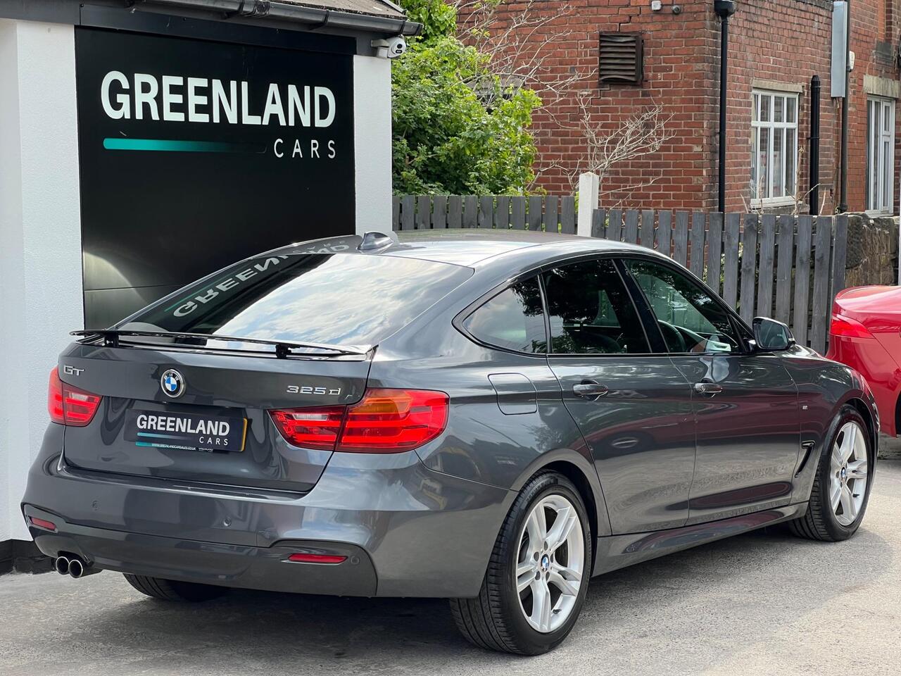 Used 2015 BMW 3 Series Gran Turismo for sale in Sheffield