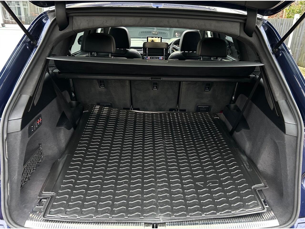 Used 2019 Audi Q7 for sale in Sheffield