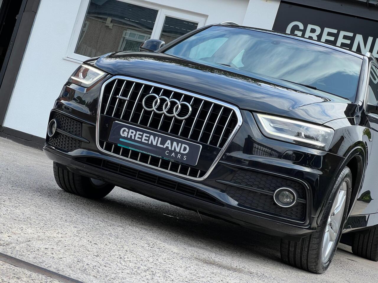 Used 2014 Audi Q3 for sale in Sheffield
