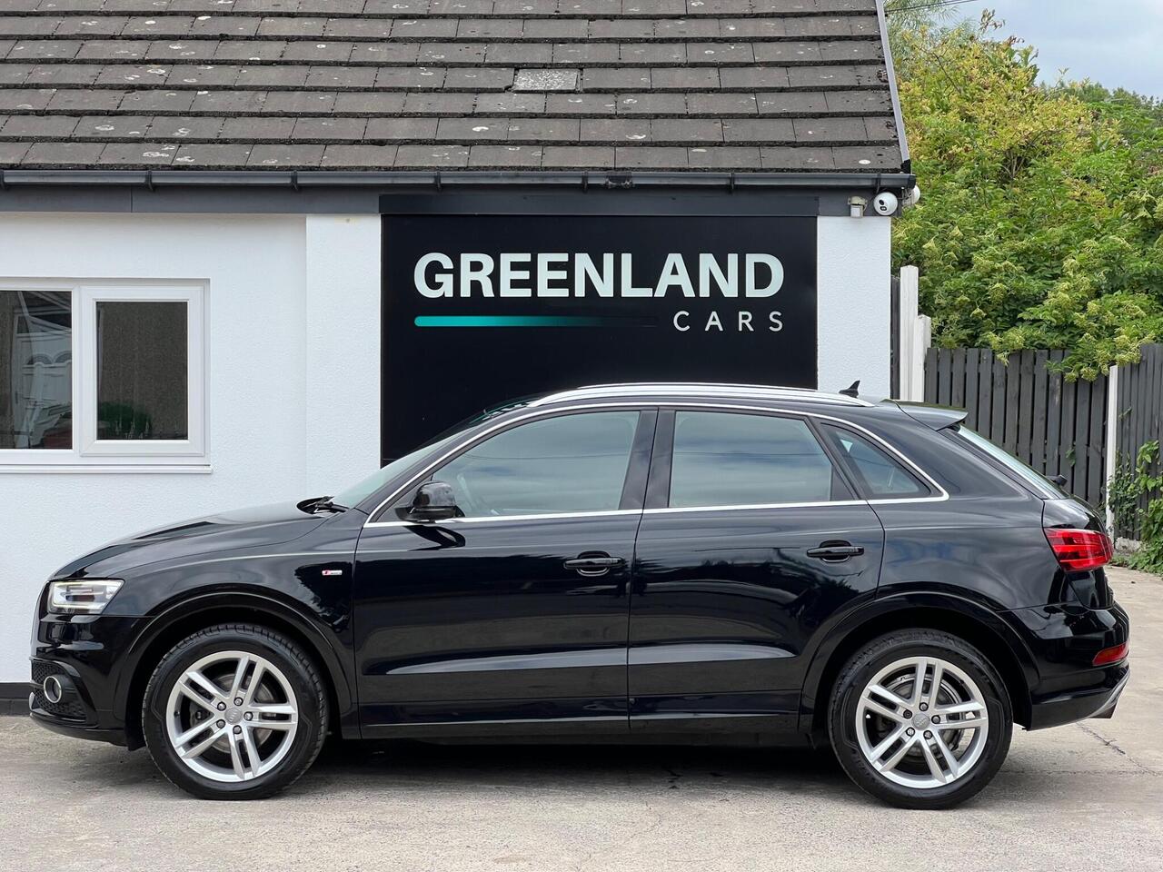 Used 2014 Audi Q3 for sale in Sheffield