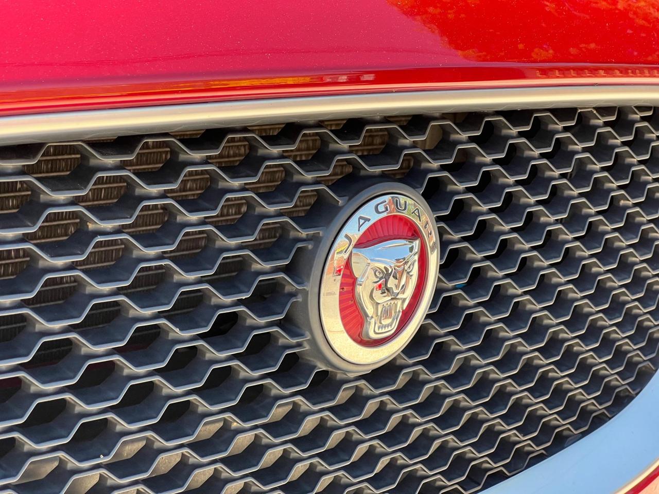 Used 2019 Jaguar XF for sale in Sheffield