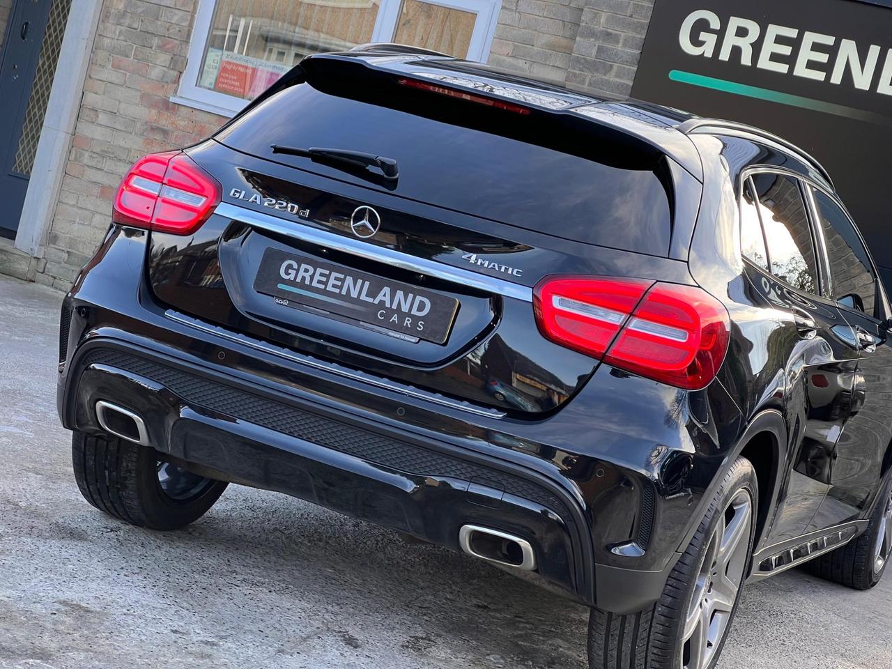 Used 2015 Mercedes-Benz GLA for sale in Sheffield