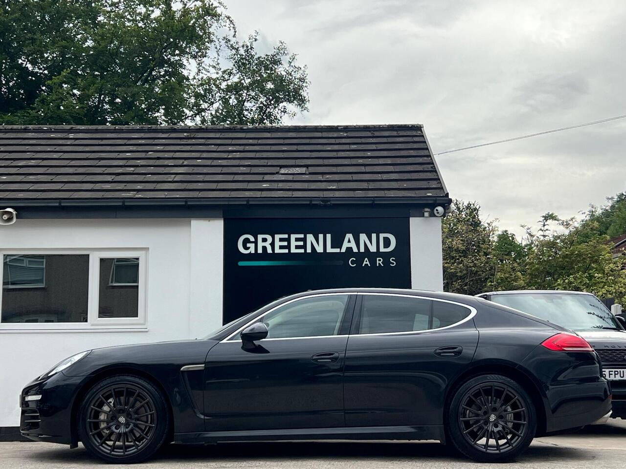 Used 2014 Porsche Panamera for sale in Sheffield