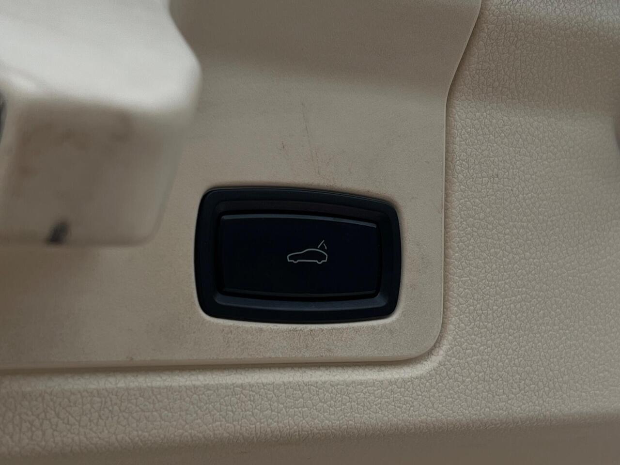 Used 2014 Porsche Panamera for sale in Sheffield
