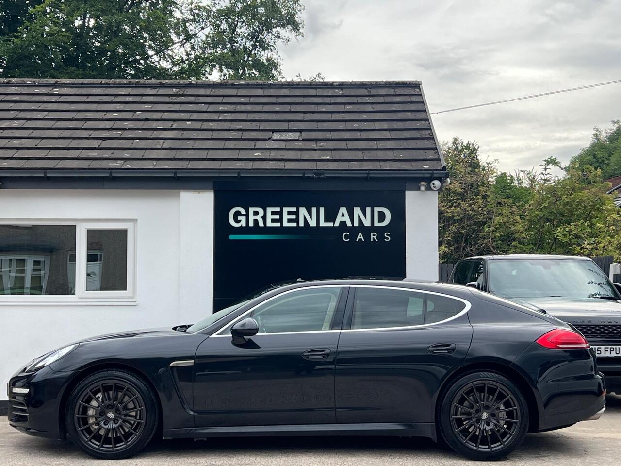 Used 2014 Porsche Panamera for sale in Sheffield