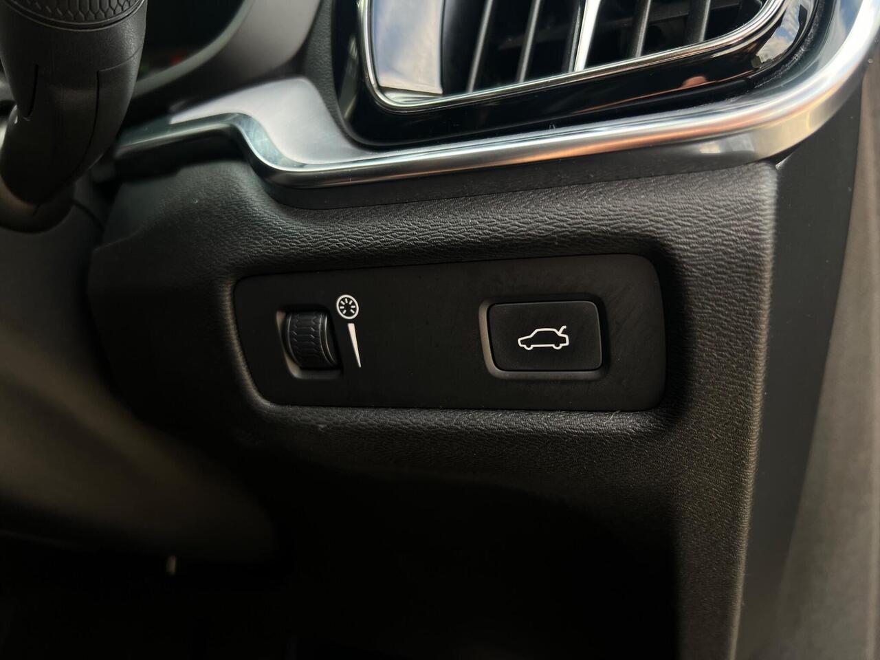 Used 2018 Volvo V60 for sale in Sheffield